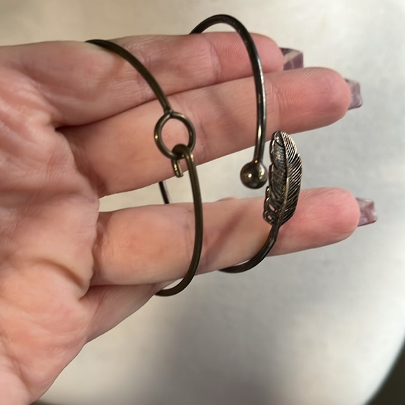 Bundle Lot Necklaces Bracelets Earrings Mixed 12 Pieces - Picture 8 of 9